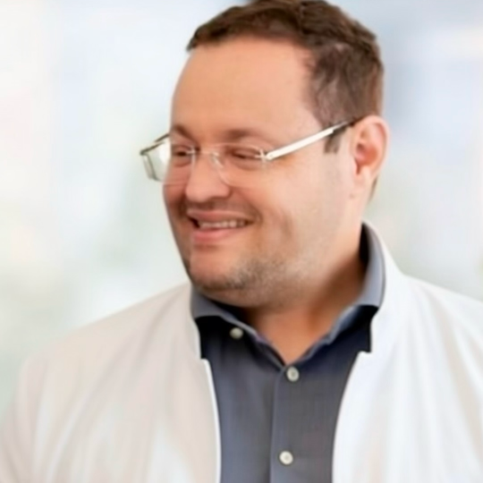 Dr. José Guilherme Gomes